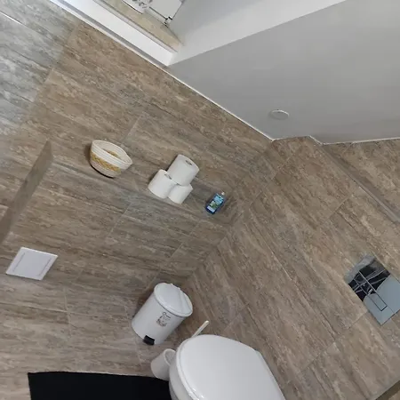 דירה Monteur 4 *